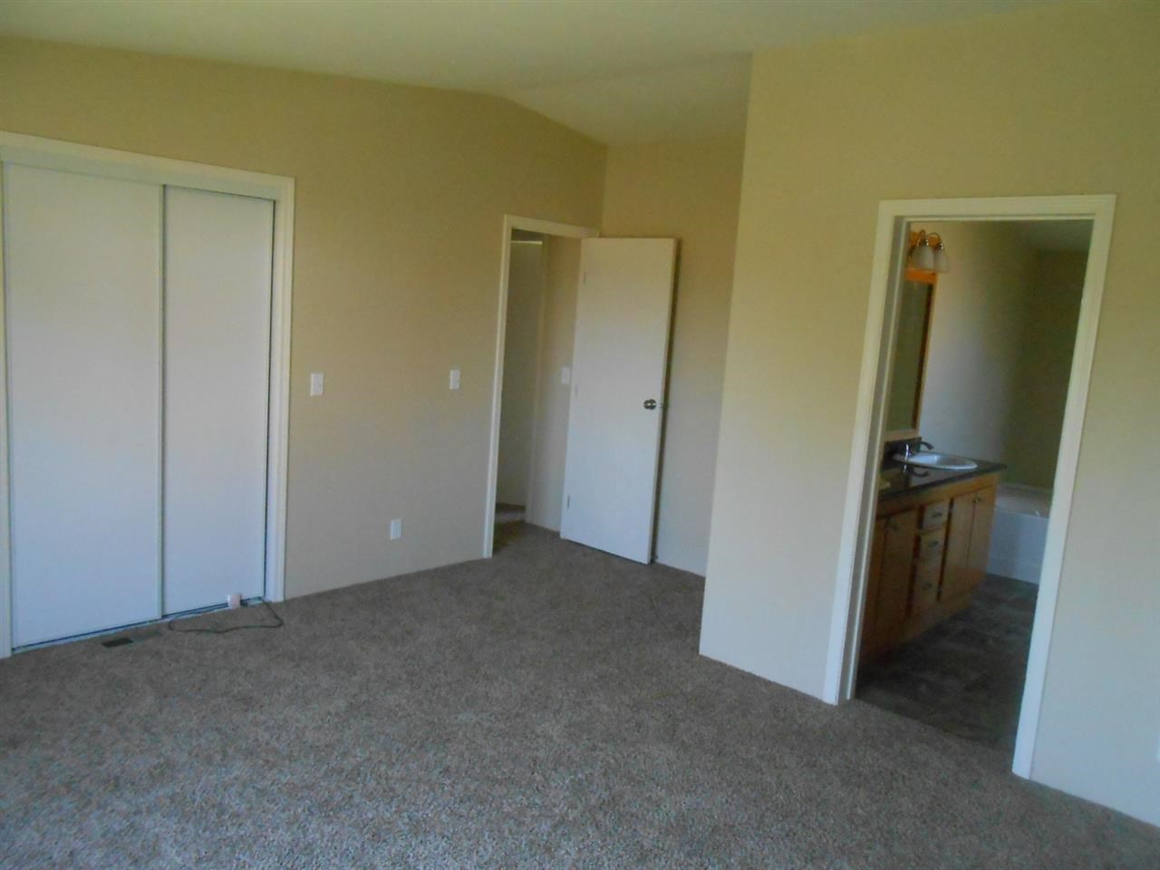26420 North Sherman Road Deer Park, WA 99006 - Photo 6 of 17 Gallery Image 6