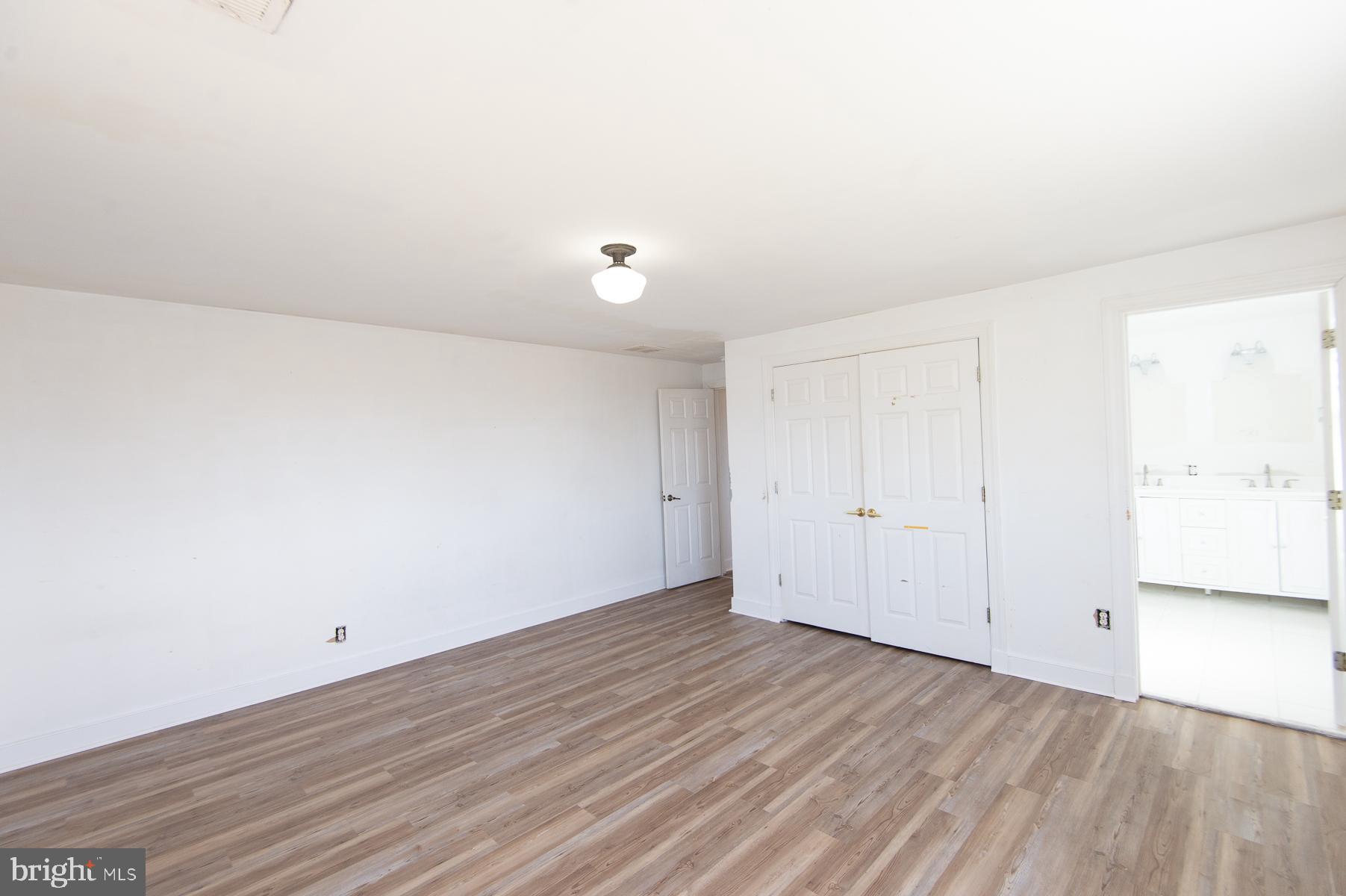 1603 Steamboat Wharf Road Fishing Creek, MD 21634 - Photo 18 of 31 Primary Suite