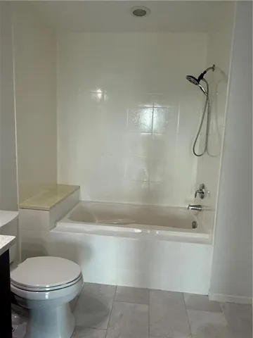 $3,400 | 1080 Peachtree Street Northeast, Unit 2215, Atlanta, GA 30309