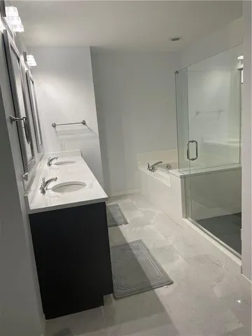 $3,400 | 1080 Peachtree Street Northeast, Unit 2215, Atlanta, GA 30309