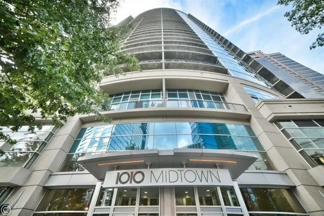 $3,400 | 1080 Peachtree Street Northeast, Unit 2215, Atlanta, GA 30309