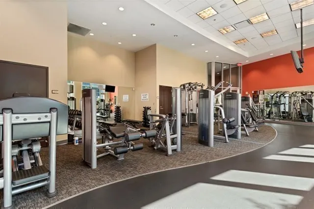 $3,400 | 1080 Peachtree Street Northeast, Unit 2215, Atlanta, GA 30309