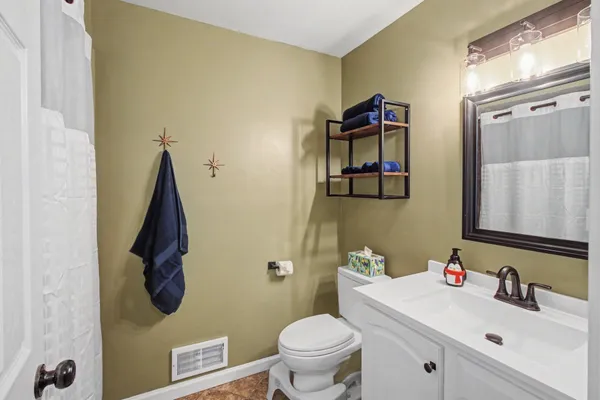 $599,900 | 5060 Glenway Drive, Brighton, MI 48116