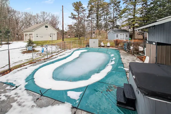 $599,900 | 5060 Glenway Drive, Brighton, MI 48116