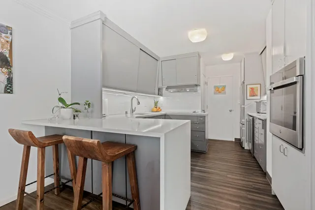 $220,000 | 1610 North Prospect Avenue, Unit 704, Milwaukee, WI 53202