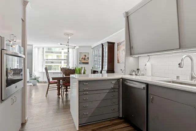 $220,000 | 1610 North Prospect Avenue, Unit 704, Milwaukee, WI 53202