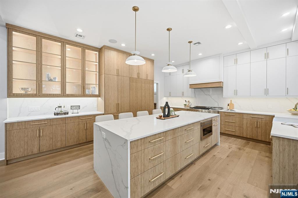 33 Tower Road Livingston, NJ 07039 - Photo 12 of 49