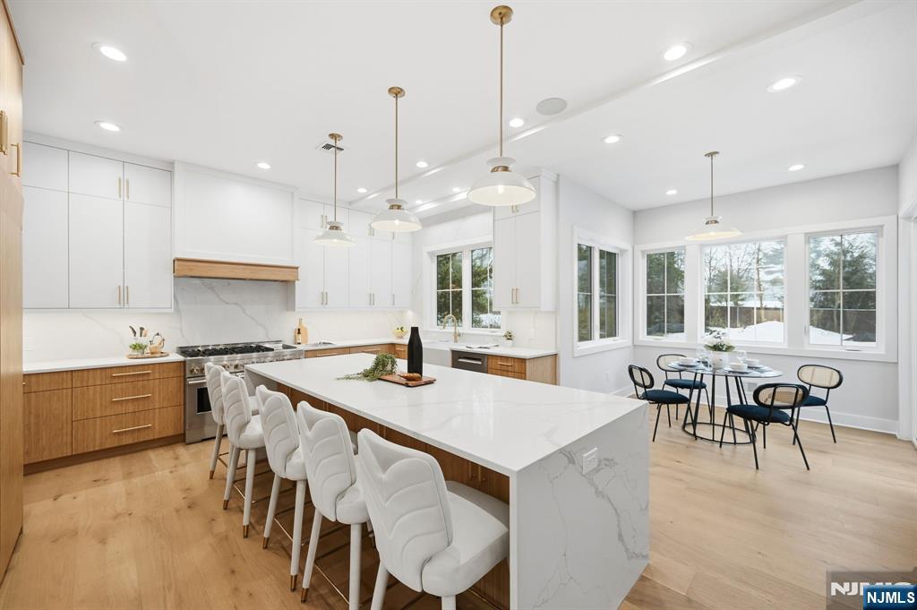 33 Tower Road Livingston, NJ 07039 - Photo 17 of 49