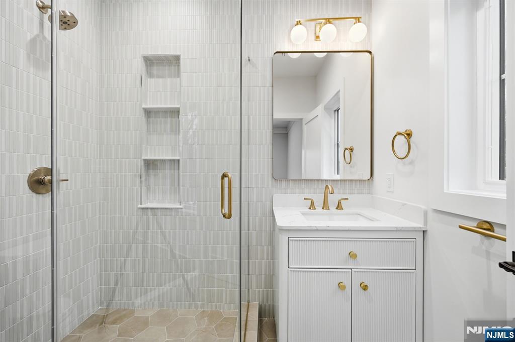 33 Tower Road Livingston, NJ 07039 - Photo 28 of 49