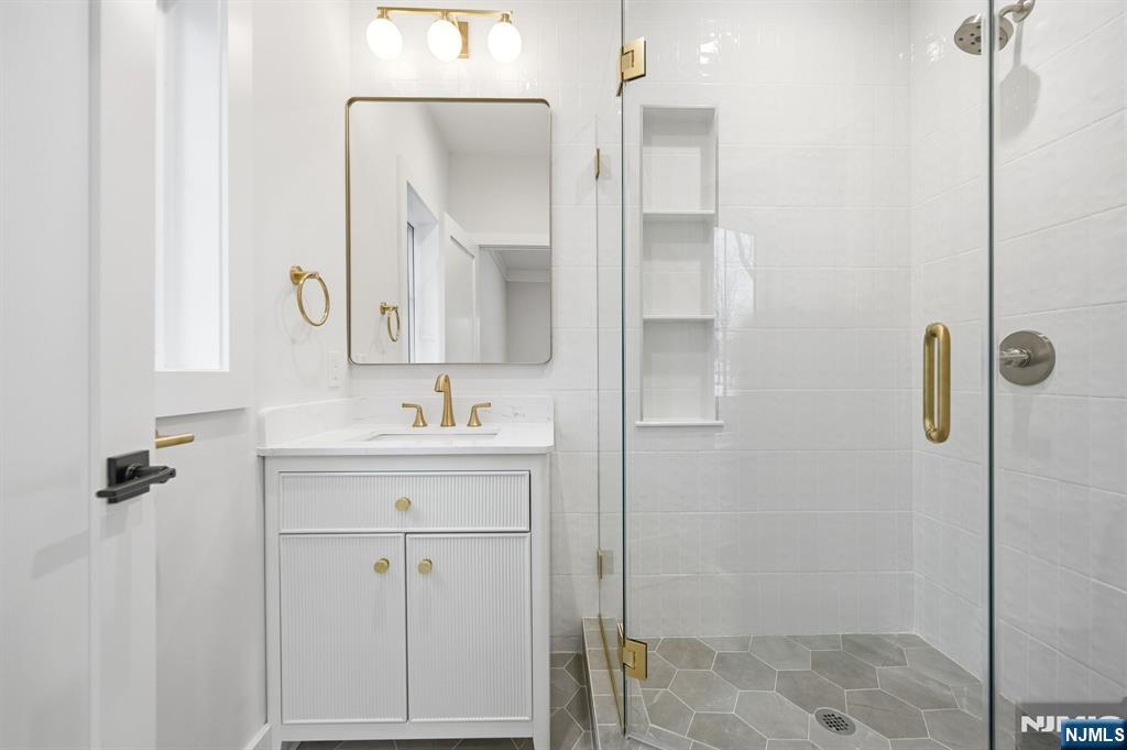 33 Tower Road Livingston, NJ 07039 - Photo 31 of 49