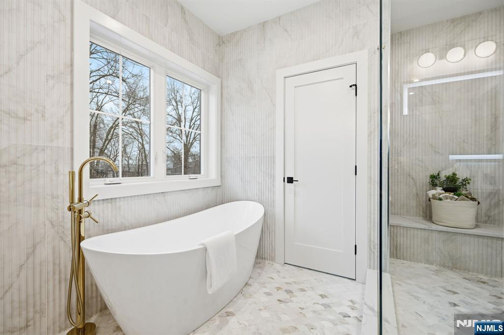 33 Tower Road Livingston, NJ 07039 - Photo 37 of 49