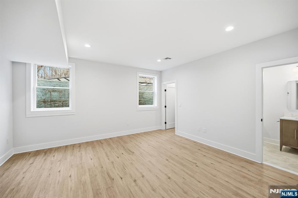 33 Tower Road Livingston, NJ 07039 - Photo 41 of 49