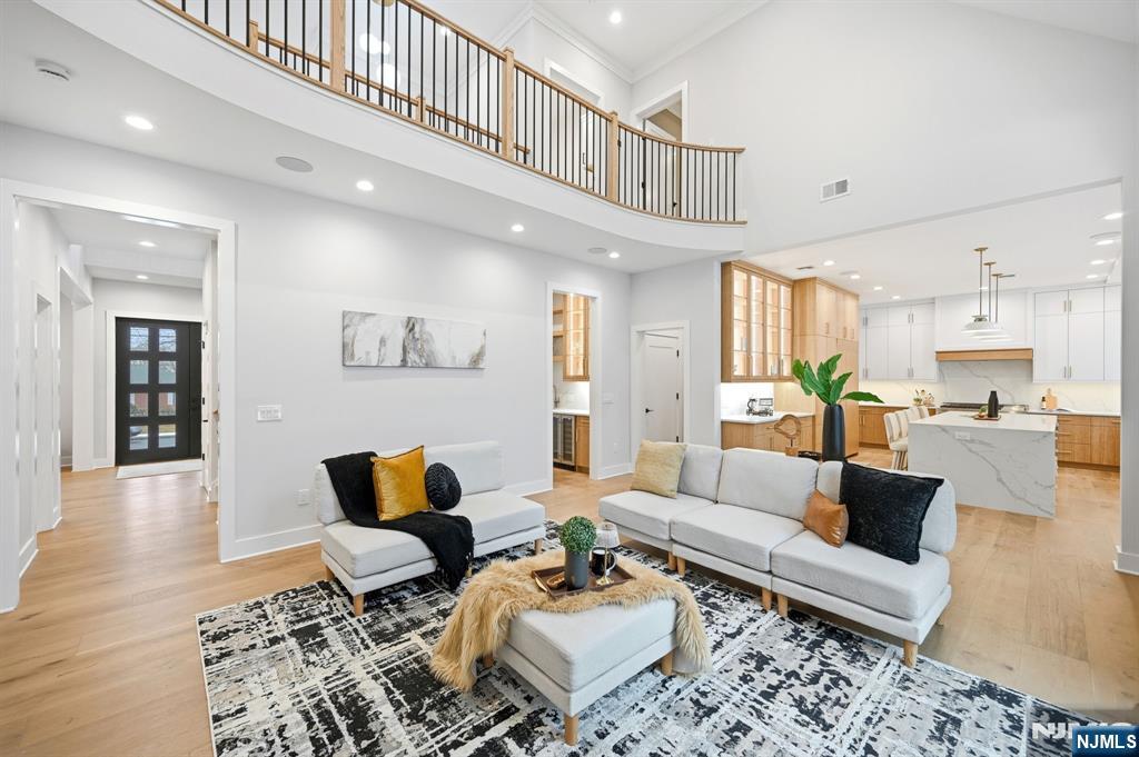 33 Tower Road Livingston, NJ 07039 - Photo 8 of 49