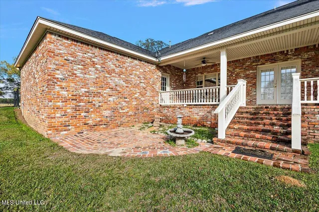 $445,000 | 3100 Wallace Drive Southwest, Bogue Chitto, MS 39629