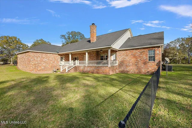 $445,000 | 3100 Wallace Drive Southwest, Bogue Chitto, MS 39629