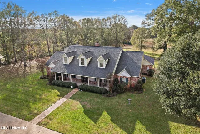 $445,000 | 3100 Wallace Drive Southwest, Bogue Chitto, MS 39629