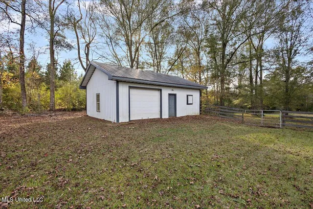 $445,000 | 3100 Wallace Drive Southwest, Bogue Chitto, MS 39629