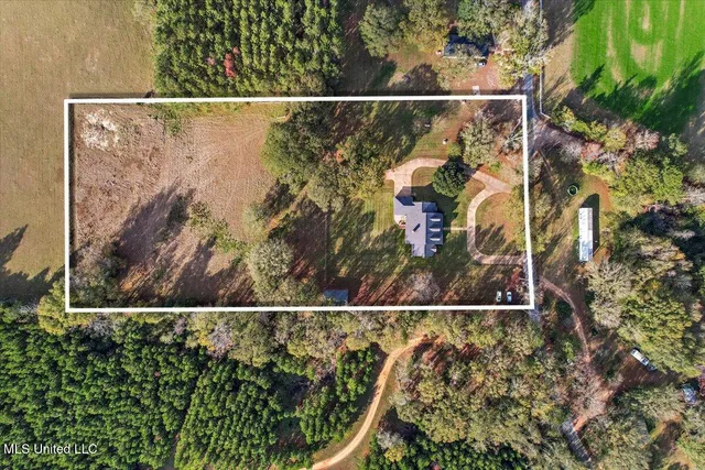 $445,000 | 3100 Wallace Drive Southwest, Bogue Chitto, MS 39629