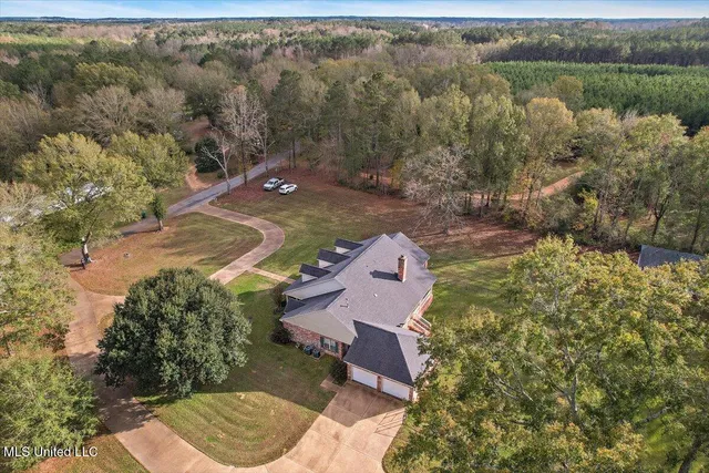 $445,000 | 3100 Wallace Drive Southwest, Bogue Chitto, MS 39629