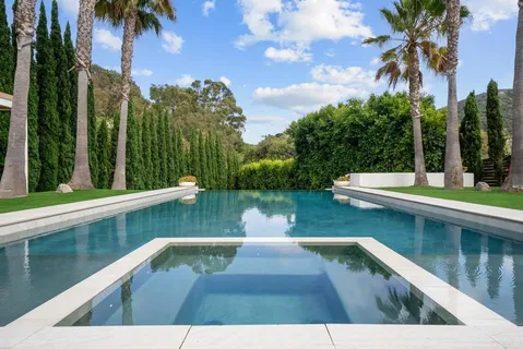$8,450,000 | 7713 Esterel Drive, La Jolla, CA 92037