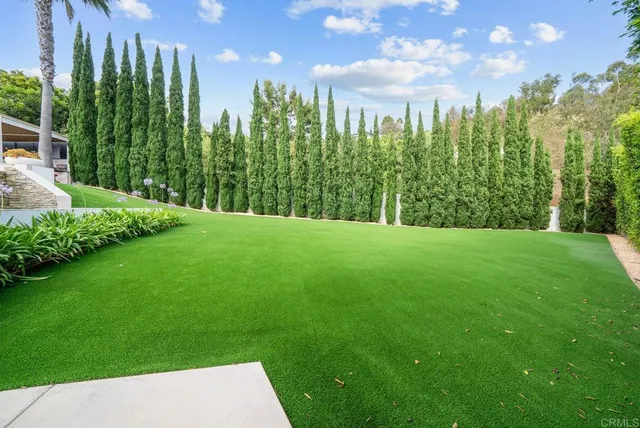 $8,450,000 | 7713 Esterel Drive, La Jolla, CA 92037