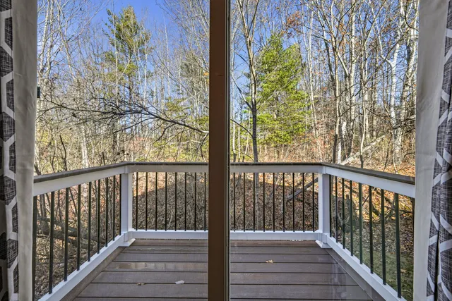 $500,000 | 974 Sturtevant Hill Road, Winthrop, ME 04364