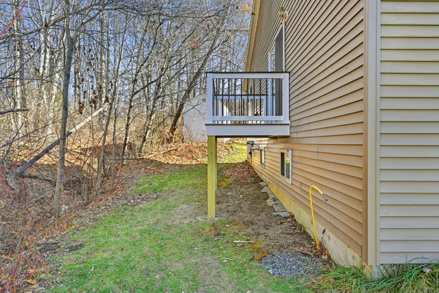 $500,000 | 974 Sturtevant Hill Road, Winthrop, ME 04364