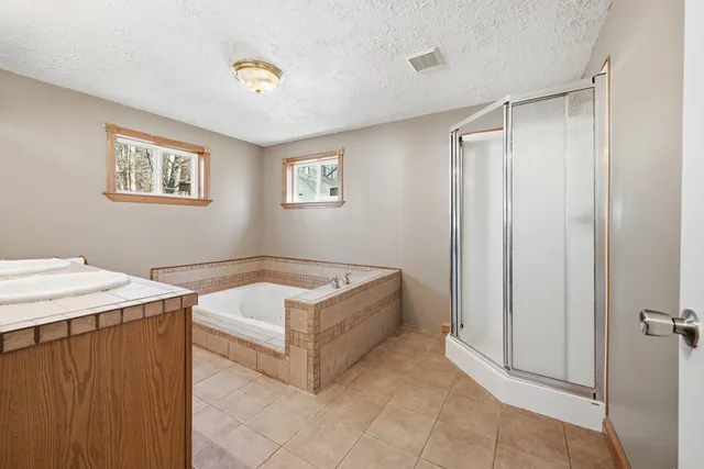 $500,000 | 974 Sturtevant Hill Road, Winthrop, ME 04364