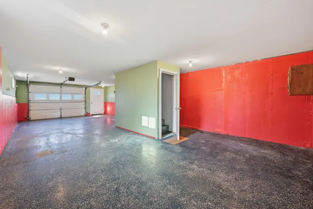 $500,000 | 974 Sturtevant Hill Road, Winthrop, ME 04364