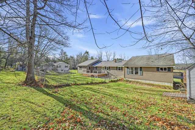 $500,000 | 974 Sturtevant Hill Road, Winthrop, ME 04364