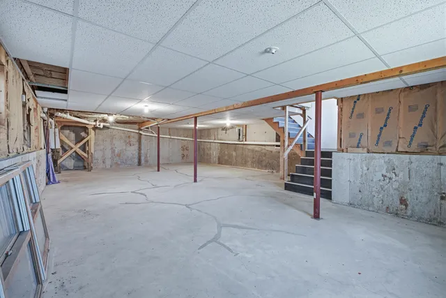 $500,000 | 974 Sturtevant Hill Road, Winthrop, ME 04364