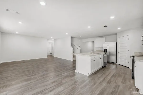 $2,350 | 5280 Peach Drive, Pace, FL 32571