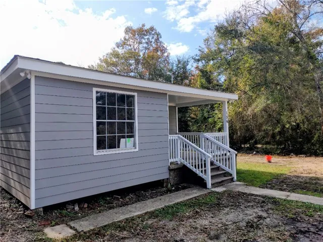 $1,700 | 156 Fairview Drive, Madisonville, LA 70447