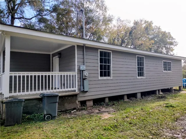 $1,700 | 156 Fairview Drive, Madisonville, LA 70447