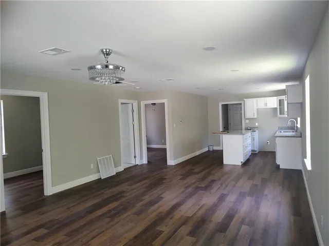 $1,700 | 156 Fairview Drive, Madisonville, LA 70447