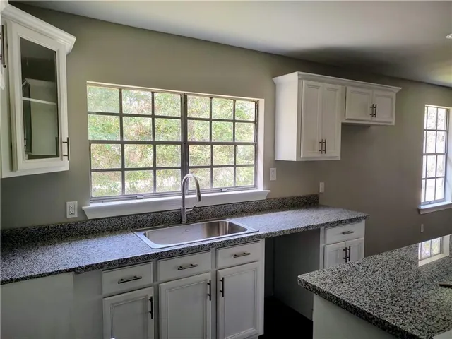 $1,700 | 156 Fairview Drive, Madisonville, LA 70447