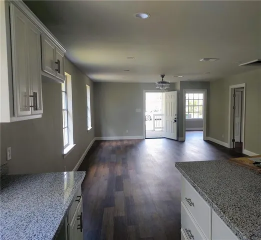 $1,700 | 156 Fairview Drive, Madisonville, LA 70447