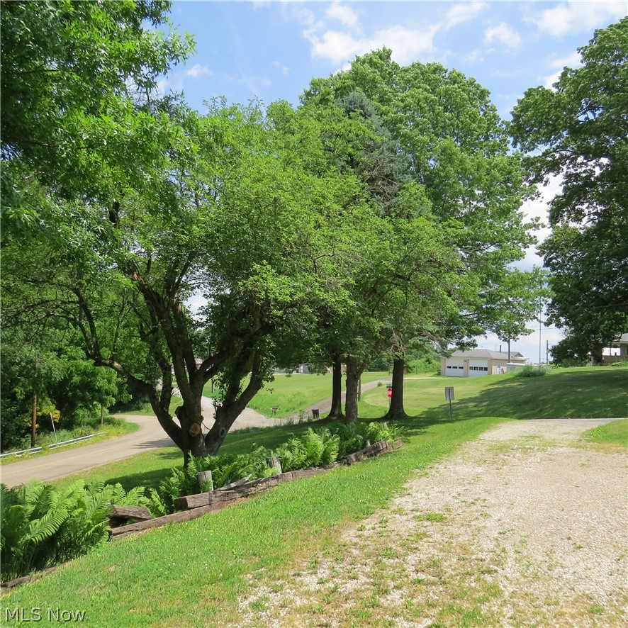 3086 Apollo Road Southeast Carrollton, OH 44615 - Photo 13 of 49