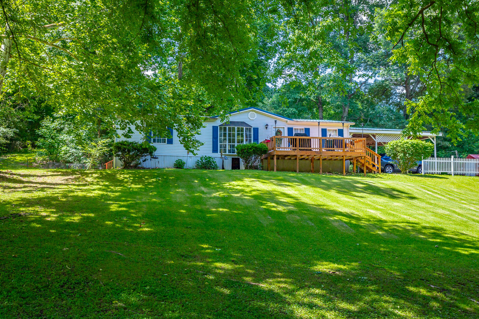 6930 Igou Ferry Road Harrison, TN 37341 - Photo 34 of 38 Back View