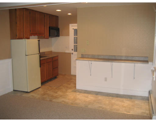 374 Sharps Road Swansea, MA 02777 - Photo 11 of 20 Gallery Image 11