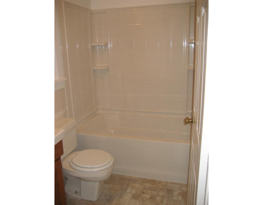 374 Sharps Road Swansea, MA 02777 - Photo 13 of 20 Gallery Image 13