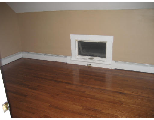 374 Sharps Road Swansea, MA 02777 - Photo 14 of 20 Gallery Image 14