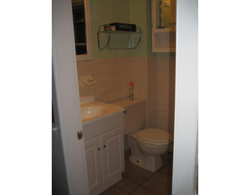 374 Sharps Road Swansea, MA 02777 - Photo 5 of 20 Gallery Image 5