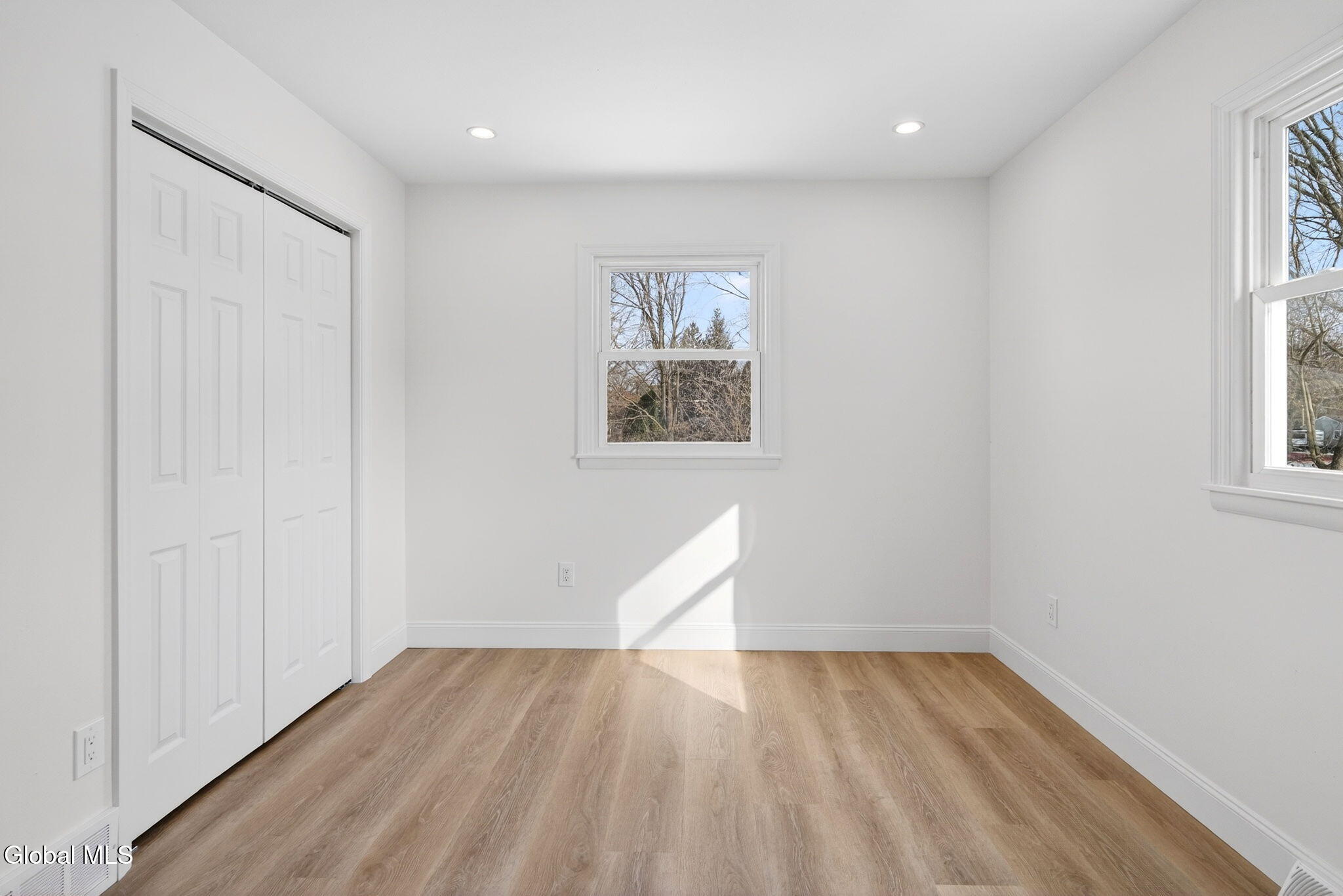 10 Derry Lane Colonie, NY 12110 - Photo 13 of 25 13-web-or-mls-DSC06875