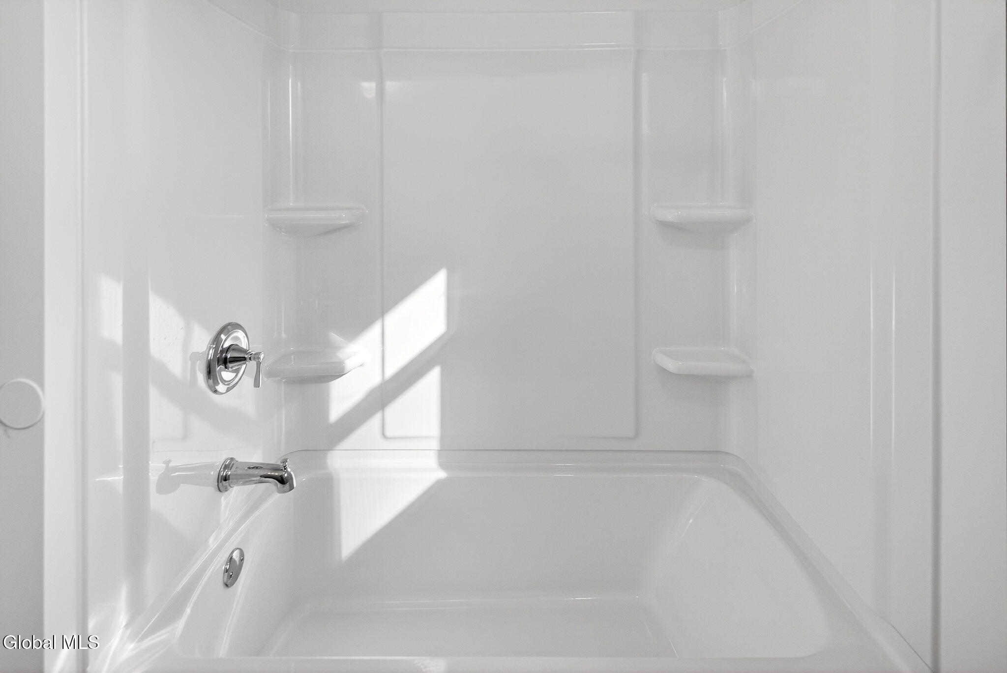 10 Derry Lane Colonie, NY 12110 - Photo 15 of 25 15-web-or-mls-DSC06883