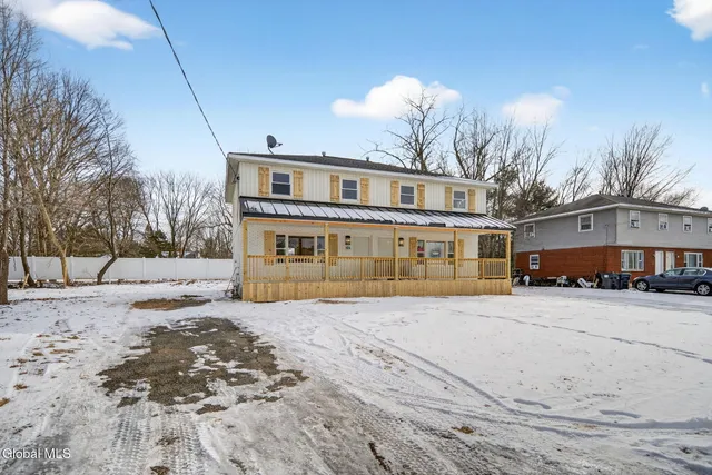 $2,550 | 10 Derry Lane, Colonie, NY 12110