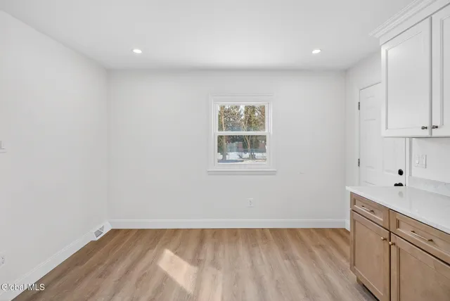 $2,550 | 10 Derry Lane, Colonie, NY 12110