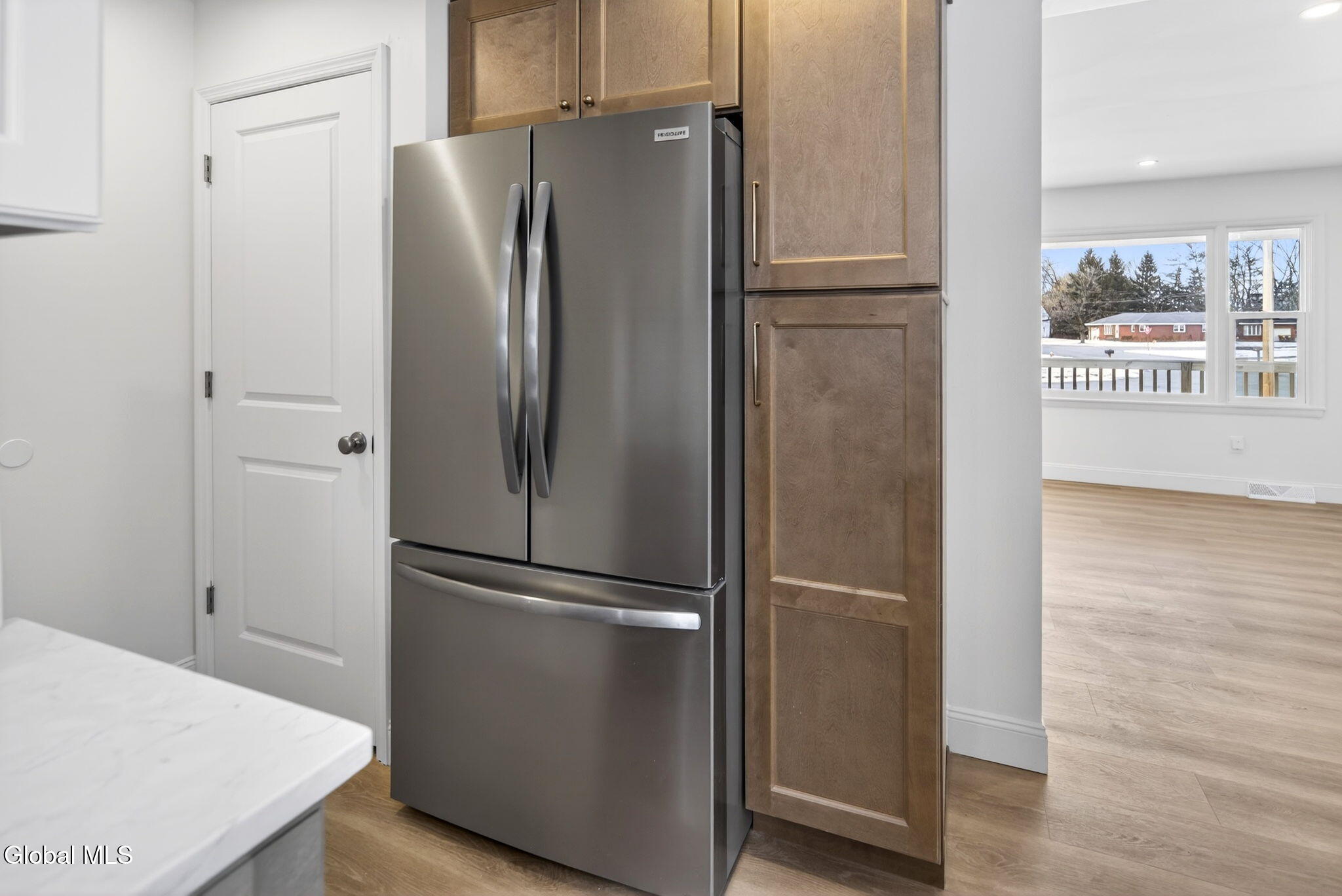 10 Derry Lane Colonie, NY 12110 - Photo 10 of 25 10-web-or-mls-DSC06809