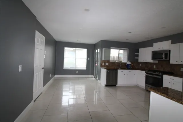 $1,800 | 19614 Oleander Ridge Way, Cypress, TX 77433