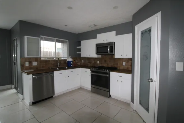 $1,800 | 19614 Oleander Ridge Way, Cypress, TX 77433